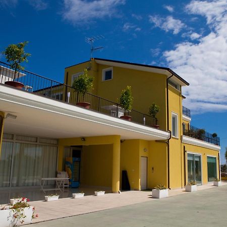 Villa Imago Roseto Degli Abruzzi Buitenkant foto