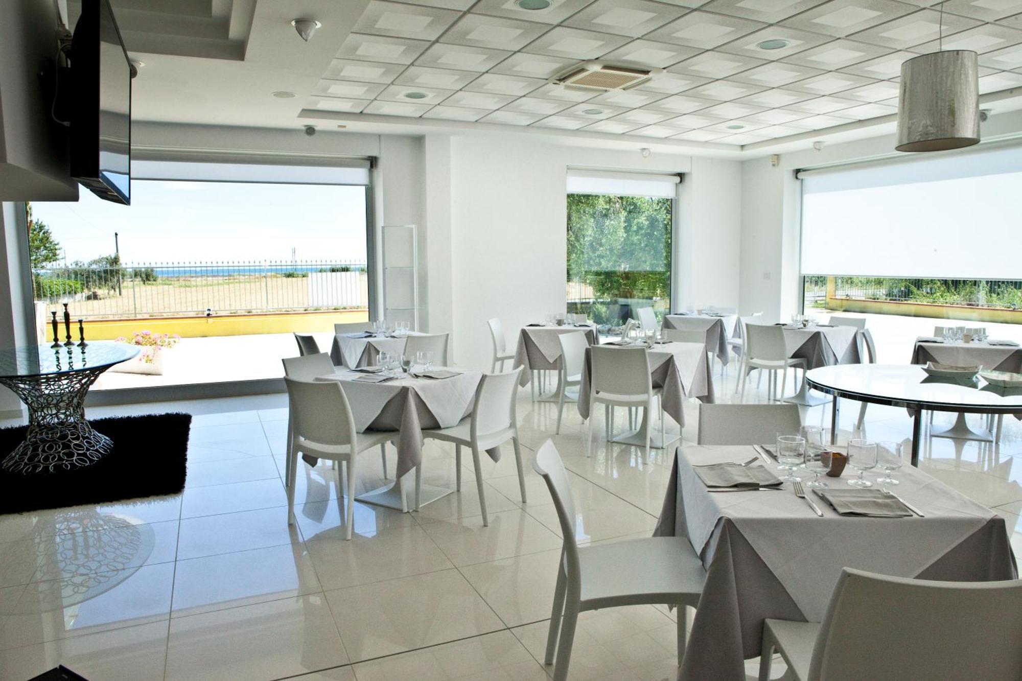 Villa Imago Roseto Degli Abruzzi Buitenkant foto